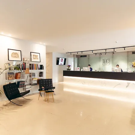 엑셀시어 호텔 4*
